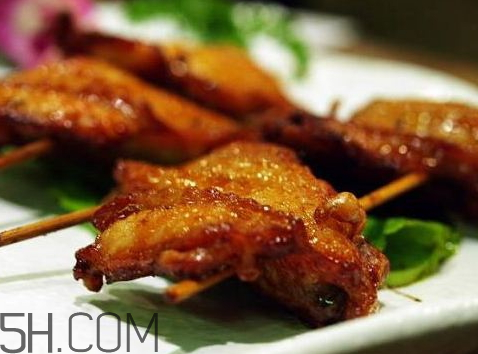 红烧鸡翅中怎么做才好吃(红烧鸡翅中怎么做才好吃?)