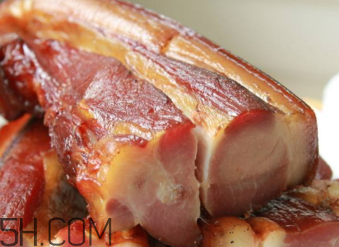 买回来的腊肉怎么处理(买回来的腊肉怎么处理才能吃)