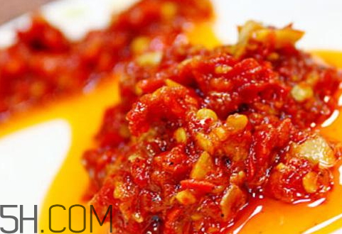 辣椒的挑选技巧(辣椒怎么挑选)