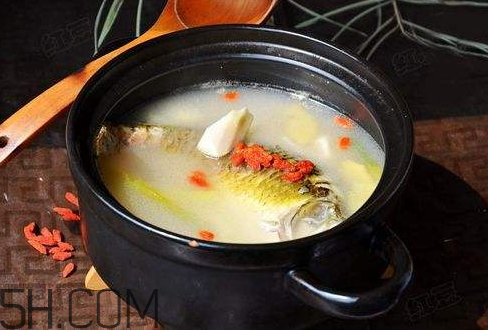 鲫鱼汤发苦怎么补救(鲫鱼汤发苦怎么补救)