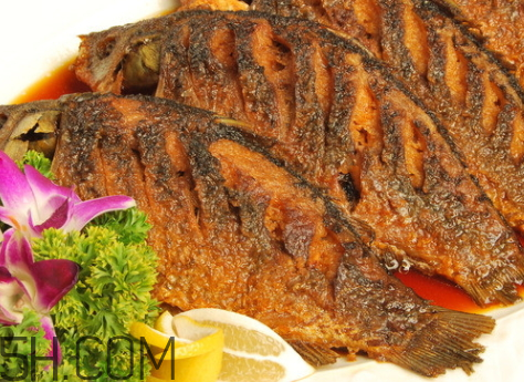 变质鲫鱼的危害(鲫鱼的坏处) 变质鲫鱼的危害(鲫鱼的坏处)