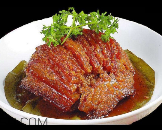 米粉蒸肉要加水吗(米粉蒸肉要加水吗)