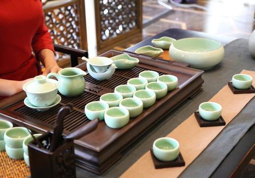 吃饭前喝浓茶有什么坏处(饭后喝浓茶有什么危害)