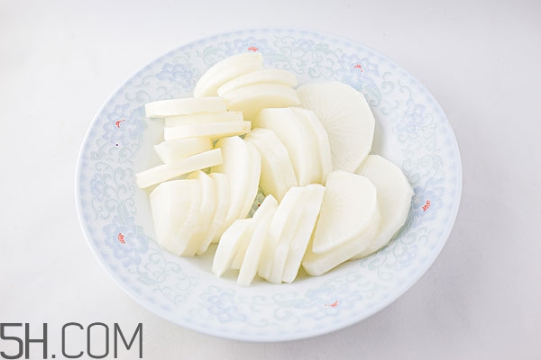 白萝卜心半透明能吃吗(白萝卜透明心可以吃吗)