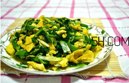 晚上吃韭菜好吗(晚上吃韭菜好吗) 晚上吃韭菜好吗(晚上吃韭菜好吗)