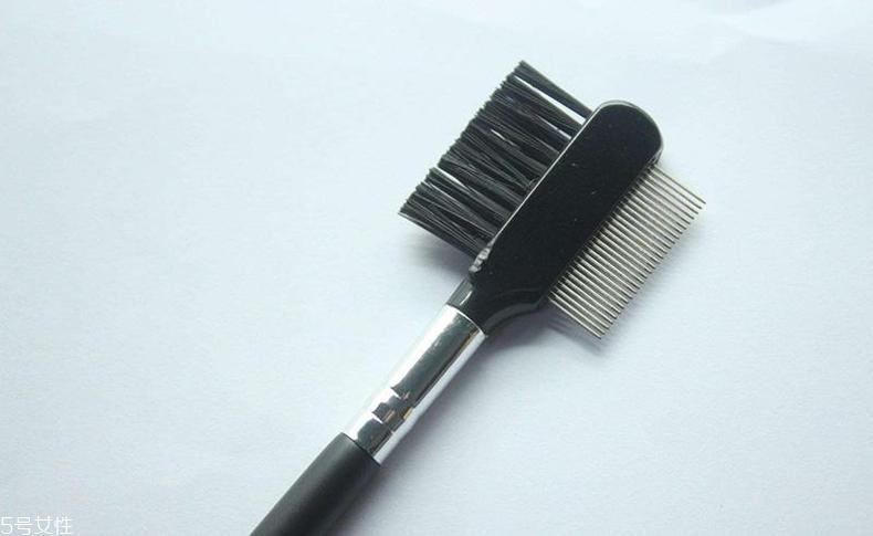 怎么夹翘睫毛(怎么夹翘睫毛) 怎么夹翘睫毛(怎么夹翘睫毛)