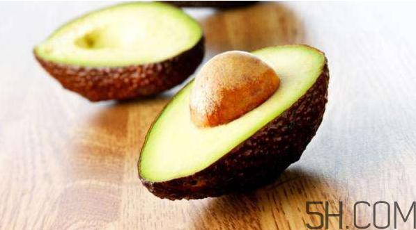 牛油果什么时候吃最好(牛油果怎么吃最好吃法)