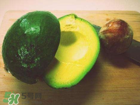 牛油果怎么吃丰胸(牛油果怎么吃才丰胸)