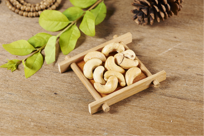 被漂白过的腰果什么样(经过漂白的腰果是什么样的)