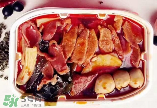 自煮火锅能不能带上飞机吃(可以带自热火锅上飞机吗)