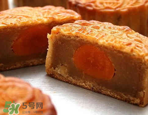 月饼可以保存多久(冷冻月饼可以保存多久) 月饼可以保存多久(冷冻月饼可以保存多久)