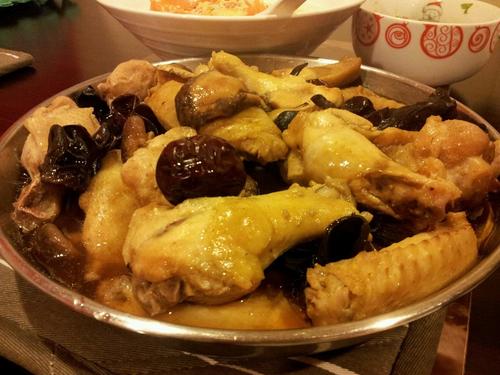 清蒸鸡有什么营养(清蒸鸡有什么营养)