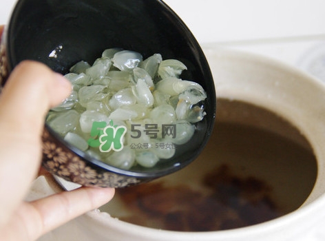 泡发的皂角米怎么保存(泡发的皂角米怎么保存)