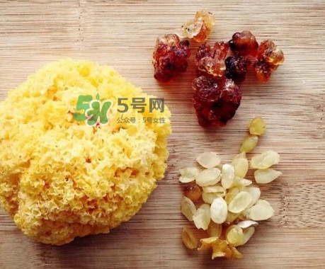 皂角米是酸性还是碱性(皂角米是酸性还是碱性食物)