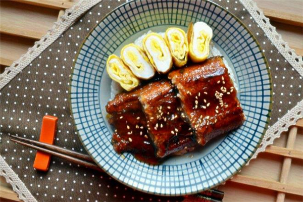 孕妇吃海鳗鱼有什么好处(孕妇吃海鳗鱼有什么好处)