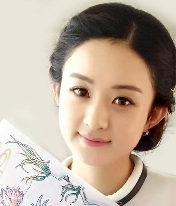 美宝莲光疗唇釉特色(美宝莲唇釉怎么样)