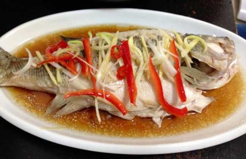 什么样的鲈鱼好吃(什么样的鲈鱼好吃)