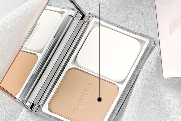 芭贝拉羽柔定焦粉饼亮点(芭比波朗羽柔蜜粉饼怎么样)