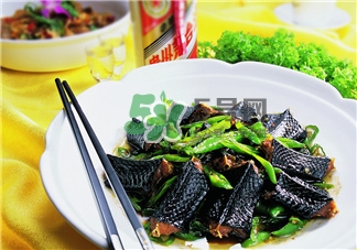 吃蛇肉的好处(吃蛇肉的好处和坏处)