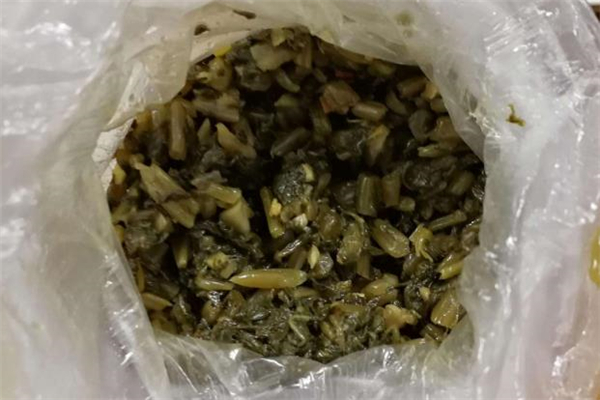 腌咸菜的做法(腌咸菜的做法大全)