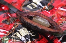 第一次吃槟榔什么反应(第一次吃槟榔什么反应怎么解决)