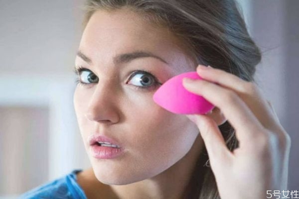 后拱辰享防晒棒使用感(拱辰享防晒是物理防晒吗)