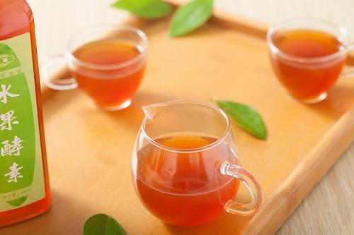 酵素拉肚子是排毒吗(吃酵素拉肚子是排毒吗)