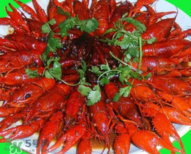 油焖大虾小诀窍(油焖大虾的做法.窍门) 油焖大虾小诀窍(油焖大虾的做法.窍门)