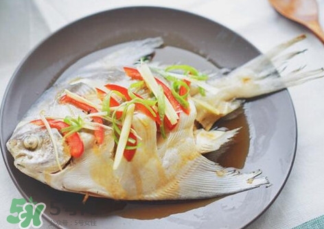 鲈鱼怎么做给宝宝吃(鲈鱼怎么做给宝宝吃有营养)