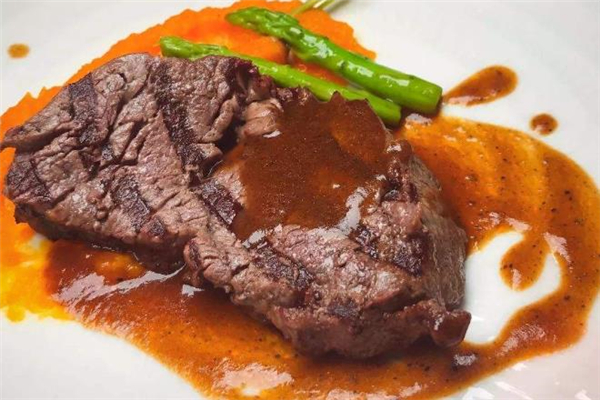 黑胡椒汁怎么吃(黑胡椒汁怎么吃)