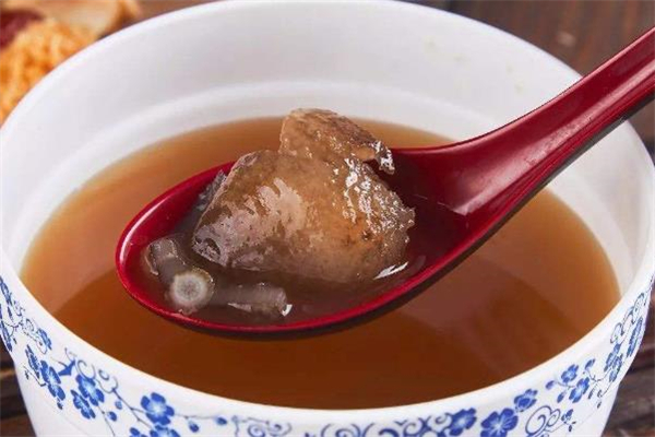 海参花胶汤的功效(海参花胶汤的功效)