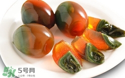 松花蛋的功效和作用(松花蛋的功效和作用及禁忌)