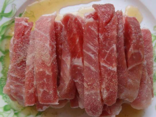 sisley希思黎眼霜哪款好用(希思黎眼霜好用吗)