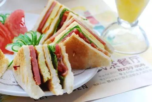 减肥能吃吐司三明治吗(三明治减肥时可以吃吗) 减肥能吃吐司三明治吗(三明治减肥时可以吃吗)