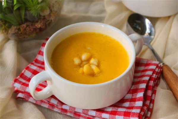 奶油玉米浓汤的营养价值(奶油玉米浓汤的营养价值)