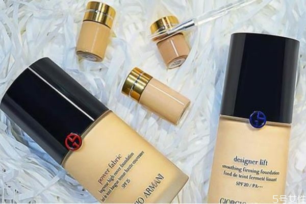 阿玛尼权利粉底液有多少色号(阿玛尼权利粉底液色号图片)