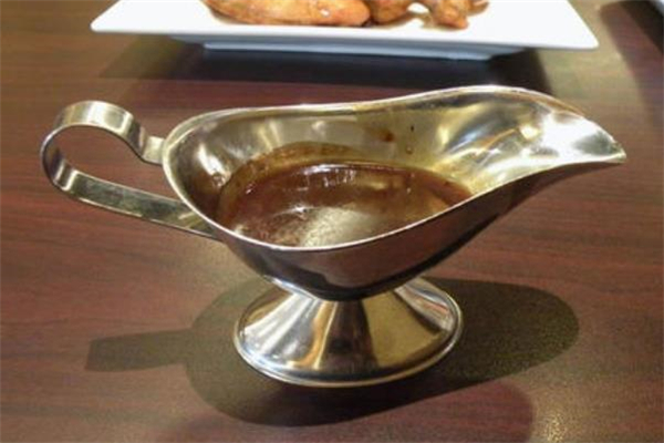 黑胡椒酱怎么吃(牛排的黑胡椒酱怎么做)