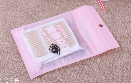 珊瑚色液体腮红怎么画(珊瑚怎么涂颜色)