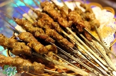 烤鸭肠是怎么做的(烤鸭肠的做法)