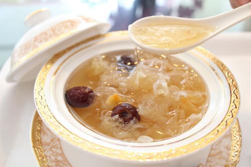 存放燕窝要注意什么(燕窝如何存放最好)