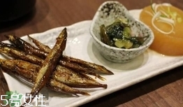 过期的眼霜可以做什么(过期的眼霜可以做什么用)