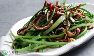 蒜苔的功效和作用(蒜苔的功效和作用及营养价值)