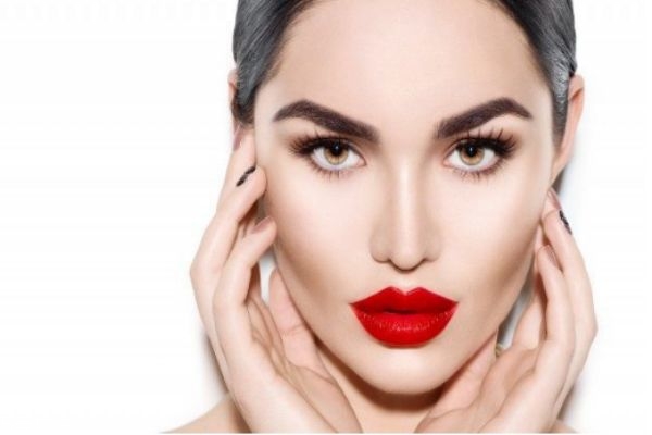 睫毛膏卸妆小窍门(睫毛膏卸妆小妙招)