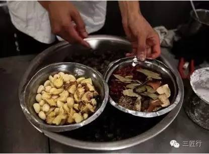 螺蛳粉里为何没有螺蛳(螺蛳粉里面没有螺蛳为什么叫螺蛳粉)