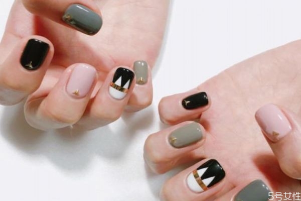 卸甲水有哪些成分(卸甲水什么成分)