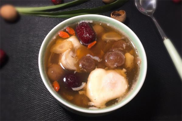 桂圆红枣汤的做法(桂圆红枣汤的做法和功效) 桂圆红枣汤的做法(桂圆红枣汤的做法和功效)