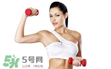 产后妈妈哺乳期减肥的建议(产后哺乳期如何减肥)