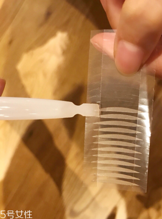 蜜丝婷轻薄羽翼粉饼实测(蜜丝婷羽翼粉饼怎么样)