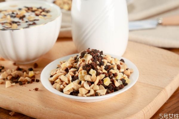 哪些坚果不能吃(孕妇哪些坚果不能吃)