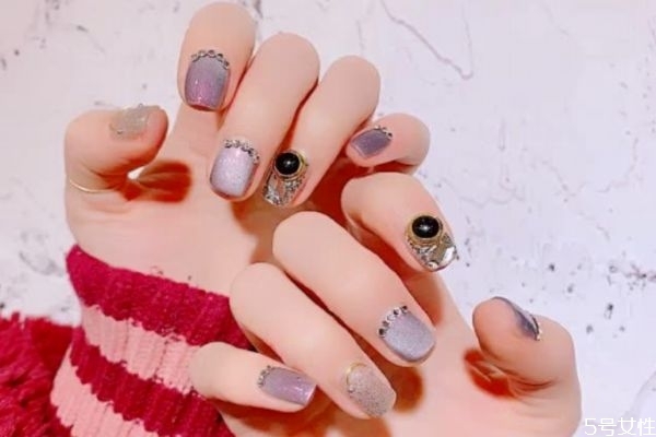 甲胶油有什么优点(甲油胶的特点)